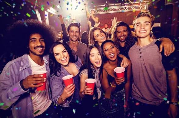 SOS 24 Apéro : Livraison d’Alcool 24h/24 et 7j/7 en Moins de 30 Minutes en Dordogne (24)  Le spécialiste de la livraison d’alcool dans le 24